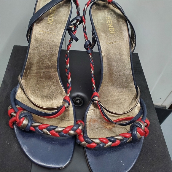 Fendi heels - Picture 4 of 10